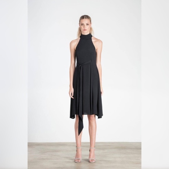Reformation Dresses & Skirts - Elliatt Black Midi Dress